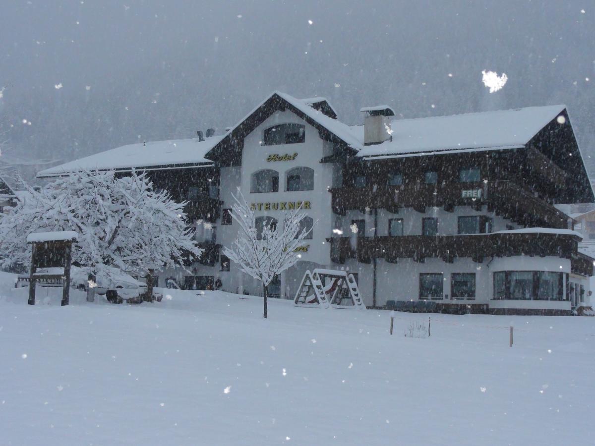 Hotel Steuxner Neustift im Stubaital Exteriör bild